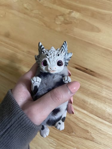 Customer photo review of Tiny flower dragon– monochrome leopard
