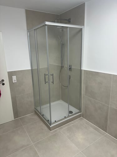 Customer photo review of SONNI Duschkabine Eckeinstieg Schiebetür ohne Duschtasse Ablaufgarnitur 70-120cm Höhe 185cm/195cm