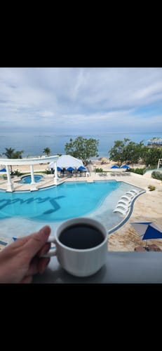 Customer photo review of 100% Jamaica Blue Mountain Premium Coffee (16 oz - medium roasted whole beans)
