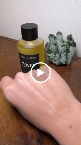 Customer video review of COVEN BODY OIL