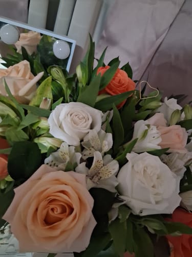 Customer photo review of Lexi Box - Peach Deluxe