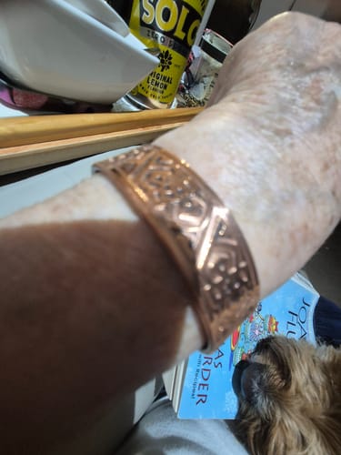 Customer photo review of Wikay / Magnetic / Copper Bracelet