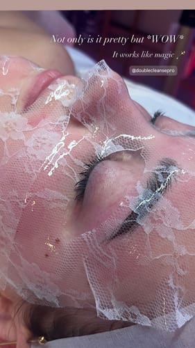 Customer photo review of Avalon Beta-Glucan Laser Post-Treatment Hydrogel Mask