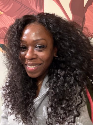 Customer photo review of CurlyMe Pre-bleached Wear Go Glueless Wig 7x5 Pre-cut HD Lace Burmese Curly Human Hair