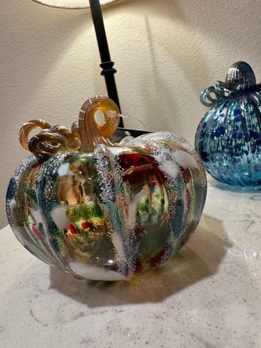 Customer photo review of Daily Pumpkin 803 Holiday Squat