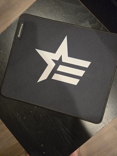 Customer photo review of Enrforce Mouse Pad