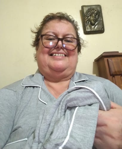 Reseña con foto de un cliente sobre PIJAMA LARGA - Gris
