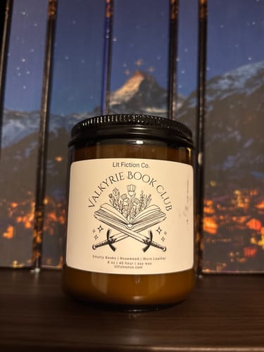 Customer photo review of Valkyrie Book Club | ACOTAR Candle | 8 oz Wood Wick Soy Candle