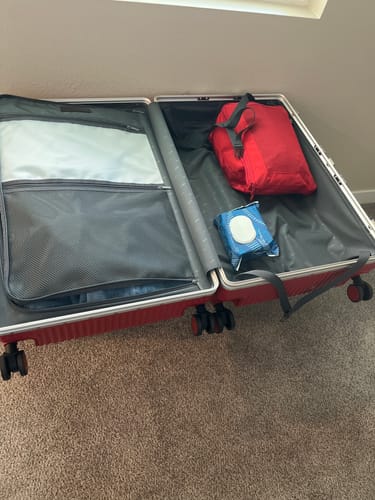 Bruce E. review of Carry-On: All-in-One image 1 out of 2