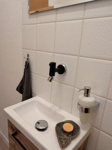 Customer photo review of Frendorf | Zeitgenössischer Wandmontierter Badezimmer Wasserhahn Knopfgriff Massivmessing Runder Wasserhahn