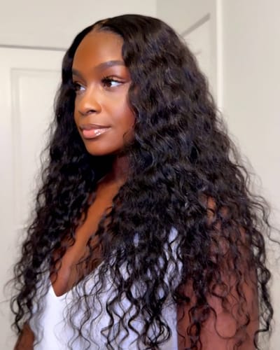 Customer photo review of True Scalp Finish! Loose Wave Glueless Wig 5x5 HD Lace Invisible Knots Pre-Bleached Knots