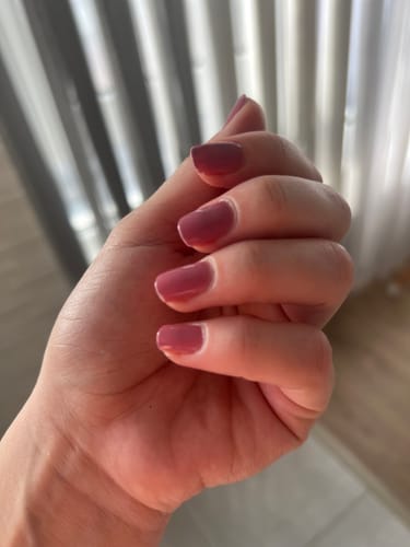 Customer photo review of Зелен реактивен, веган лак за нокти "Didier Lab", Tell it, 10 мл