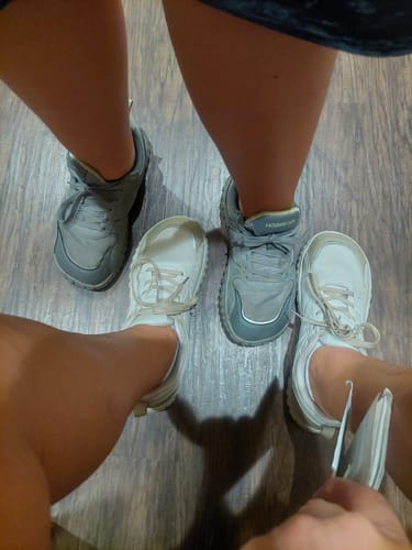 Customer photo review of Mesa - Wide Toe Sneakers
