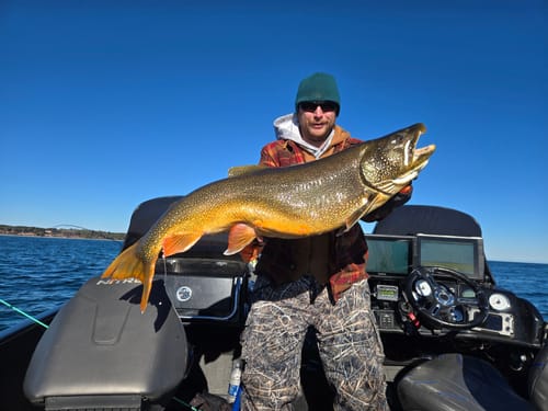 Customer photo review of 7' Medium Mod-Fast Spinning with Metallic Green Wraps and Metallic Steel Trim