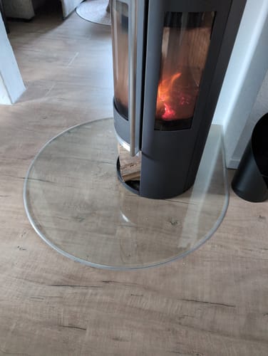 Customer photo review of Glasplatte Kamin, Funkenschutzplatte Glas für Kaminofen - Tropfenbogen