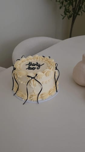 Customer photo review of Custom Cakes