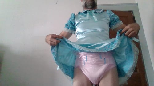 Customer photo review of SUNKISS Masterpiece® Adult Diapers With Tabs