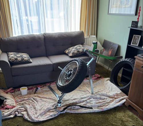 Customer photo review of Rabaconda Street Bike Tire Changer