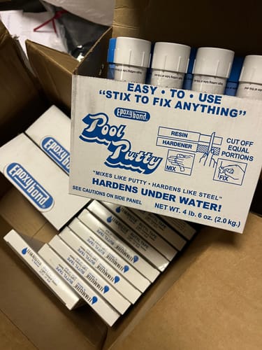 Customer photo review of Atlas pool putty Epoxybond 2-Part Pool Putty