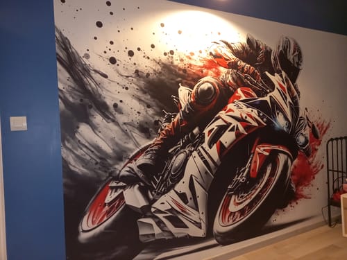 Customer photo review of Papier Peint Moto Elan de Vitesse GP