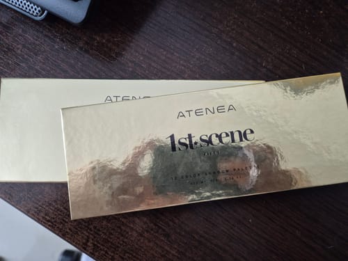 Customer photo review of PALETA DE SOMBRAS 1ST SCENE