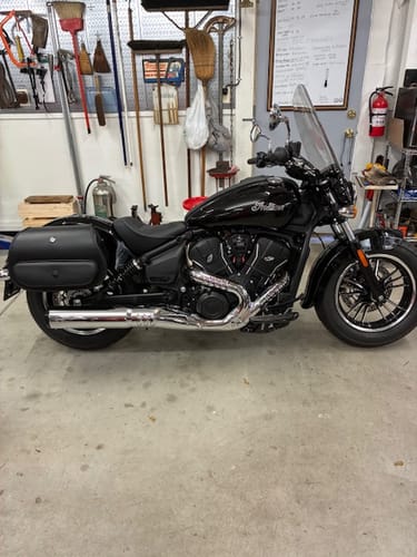 Customer photo review of 12L - Tomahawk Small Indian Scout Sixty Leather Motorcycle Solo Saddlebag