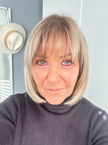 Customer photo review of Face Framing Layers / Clip In Extensions / Human Hair / 14 inches / 15 grams