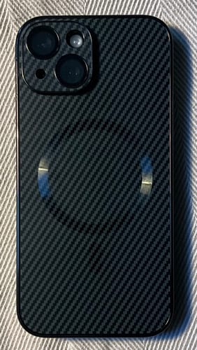 Customer photo review of Frendorf | Carbon Fiber MagSafe iPhone-Hülle: Ultra-Dünn & Kratzfest