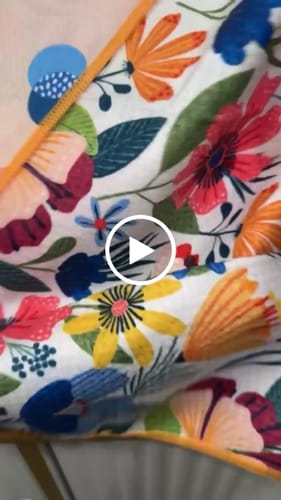 Customer video review of Fields Of Flowers Microfiber Towel