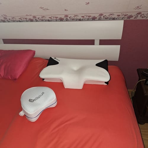 Avis photo d'un client sur Coussin d’Alignement Cervical Cellsius - Le secret du dormeur latéral et dorsal