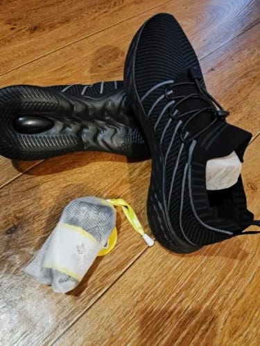 Customer photo review of ONEMIX Waterproof Running Shoes for Men Breathable Light Women Training Walking Sneakers Outdoor Trekking Slip-on Sports Shoes