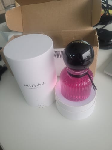 Customer photo review of Miraj Amara