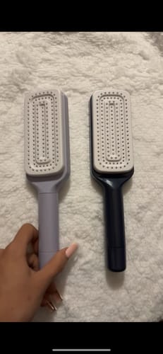 Customer photo review of SilkyBrush - Die innovative Haarbürste, die sich selbst reinigt