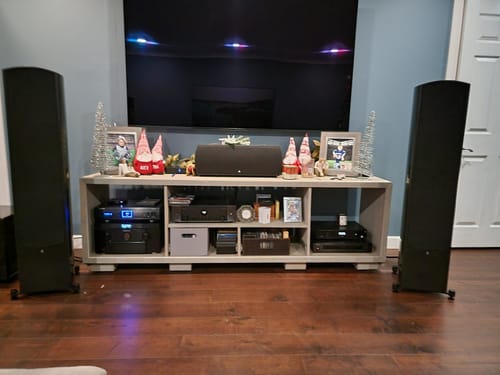 Customer photo review of Verus V8T 8 Inch Tower Speakers