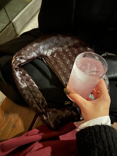 Customer photo review of Laura medium Τσαντάκι