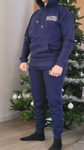 Customer photo review of Lifestyle Herren Hoodie navyblau mit Stickerei by SAEBIS®