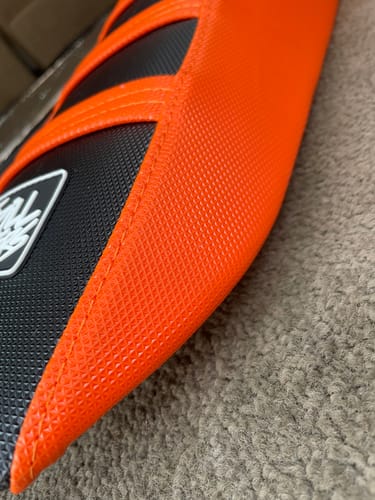 Customer photo review of Custom Seat Cover: 2004 KTM 105 SX