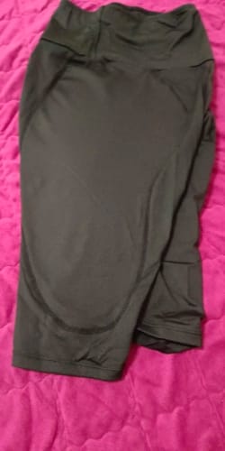 Customer photo review of Viral Straight Leg Leggings
