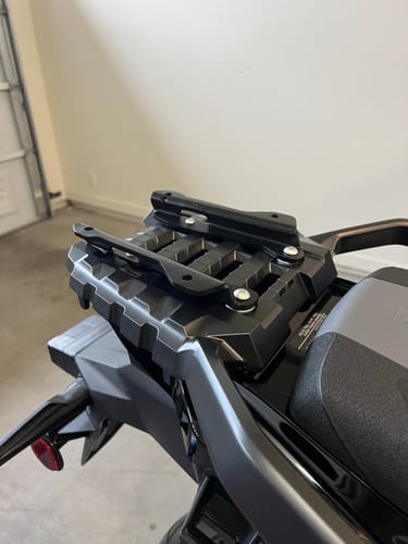 Customer photo review of 38L - Apex XL Suzuki V-Strom 1050 Aluminum Top Case Black