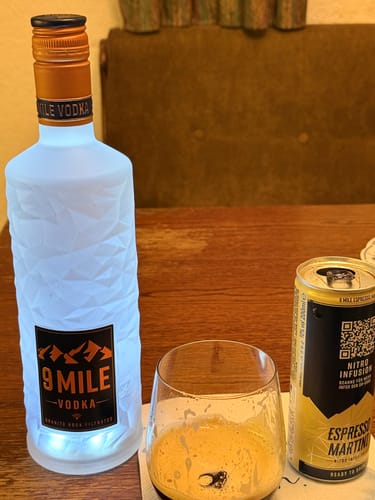 Customer photo review of 9 MILE Vodka 0,7L