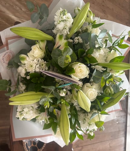 Customer photo review of Classic White Bouquet