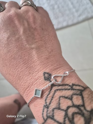 Customer photo review of Eternal Love Bracelet