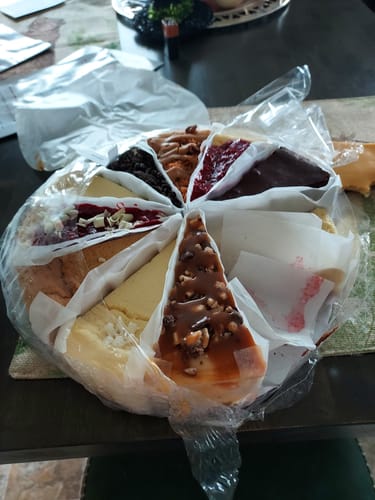 Customer photo review of Ultimate Cheesecake Sampler