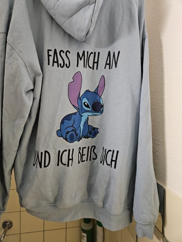 Customer photo review of Ich beiß Dich - Premium Unisex Hoodie