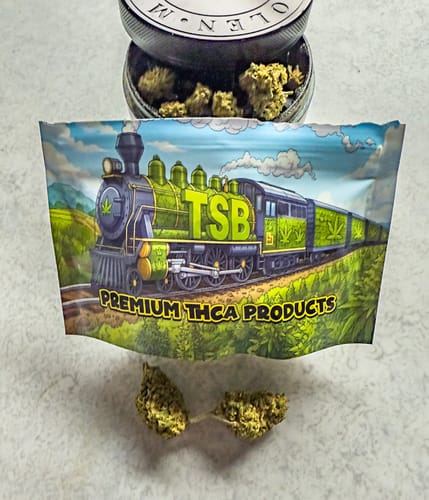 Customer photo review of Acapulco Gold THCA Flower