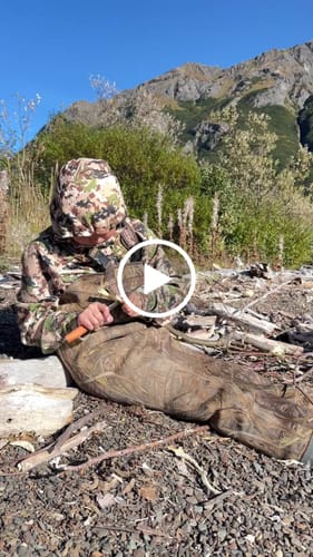 Customer video review of Men’s Fleece Hoodie with Neck Gaiter FS18M