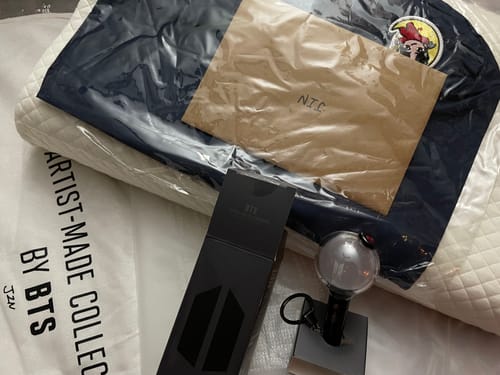 Customer photo review of BTS - OFFICIAL LIGHT STICK KEYRING SE