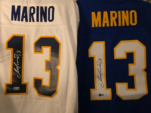 Customer photo review of Dan Marino Autograph Signing