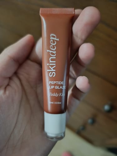 Customer photo review of » Peptide Lip Glaze (100% off)