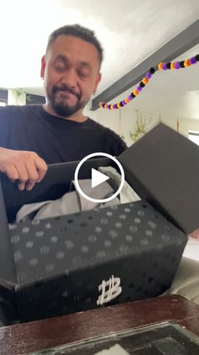 Jonathan O. review of Cartera Sonora • Avellana image 1 out of 1